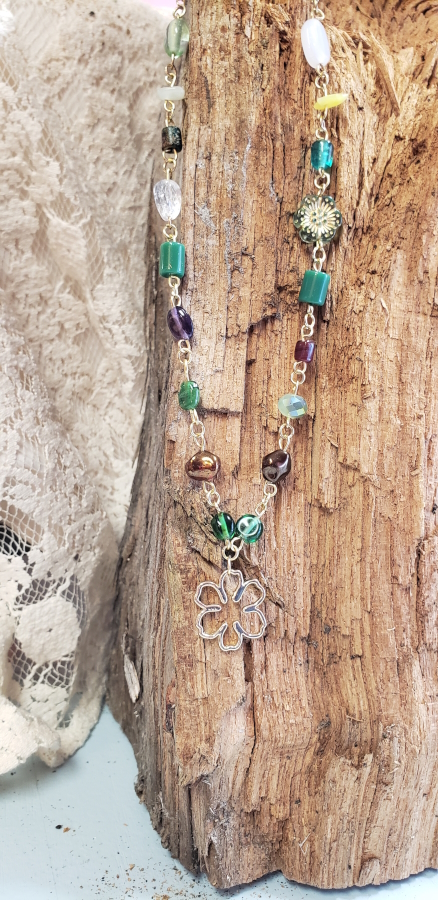 Flowering Greens - Gold Flower Charm
