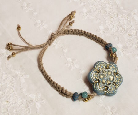 blue medallion macrame slider